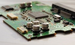 The Reason for the Leakage Current of MOS Tube