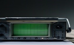 How to Use the Oscilloscope's X-Y Display Correctly