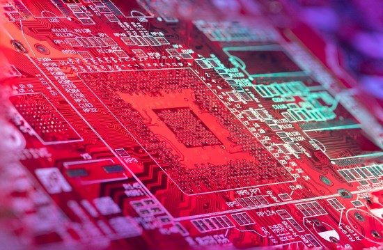 Analyzing the Latest Electronic Components Trends and Their Functions 2023 – 2024