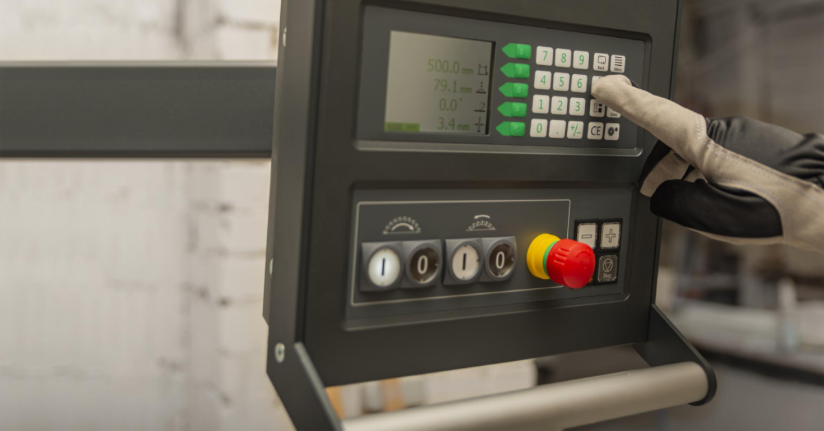 Chinese Chip Equipment Makers Thrive Amid US Restrictions