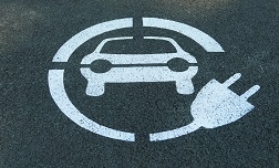 Using SiC-GaN to Create Two-Phase Interleaved DC-DC Converters for Plug-in Electric Vehicles