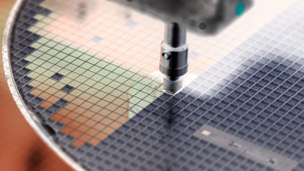 Real-time Cloud Analytics in Semiconductor Manufacturing